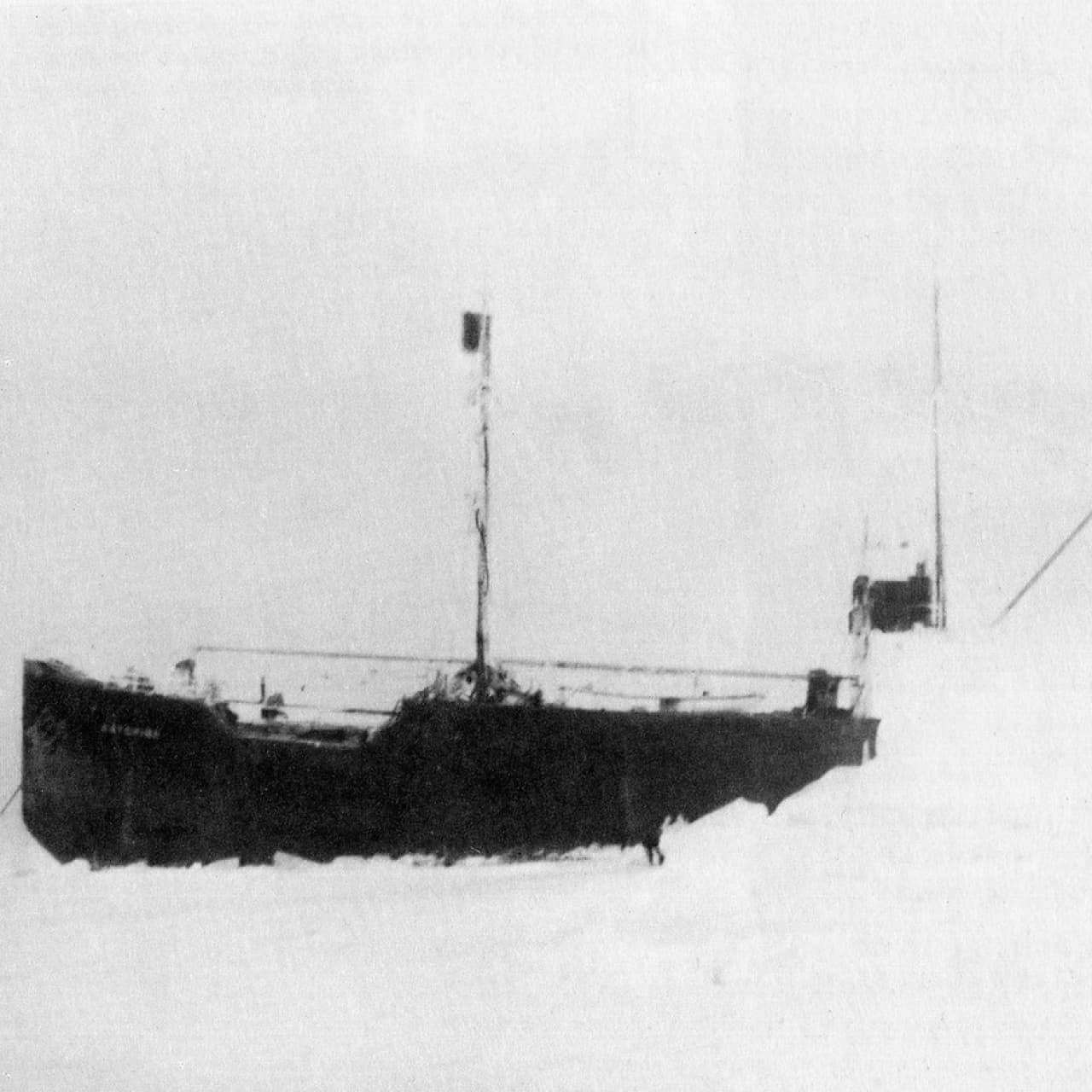 38 YIL TEK BAŞINA DOLAŞTI! Hayalet Gemi SS Baychimo'nun Tüyler Ürperten Akıbeti Ortaya Çıktı!