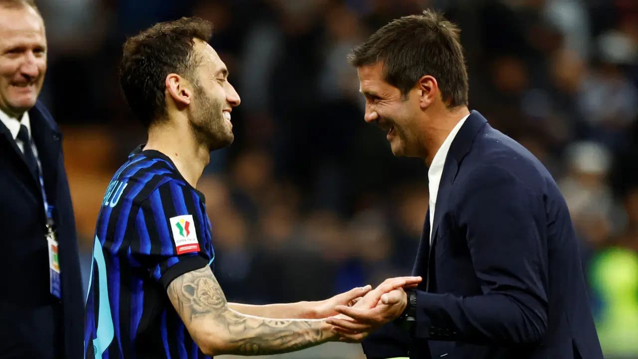 ŞAMPİYON INTER! TARİH YAZILDI, Hakan Çalhanoğlu İkinci Scudetto'yu Kaldırdı!