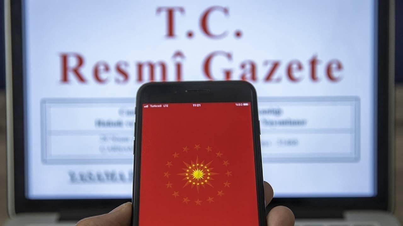 Bakanlıklardaki Önemli Atamalar Resmi Gazete'de: İşte Detaylar