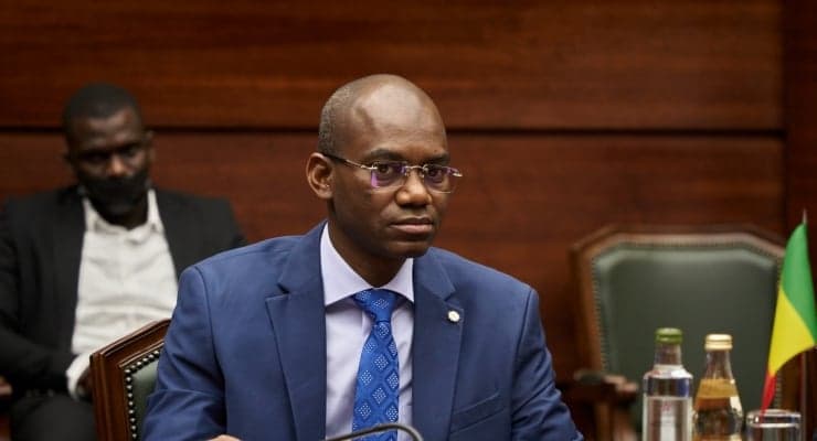 Mali Savunma Bakanı Sadio Camara Suikasta Uğradı: Ülke Eşzamanlı Saldırılarla Sarsıldı!